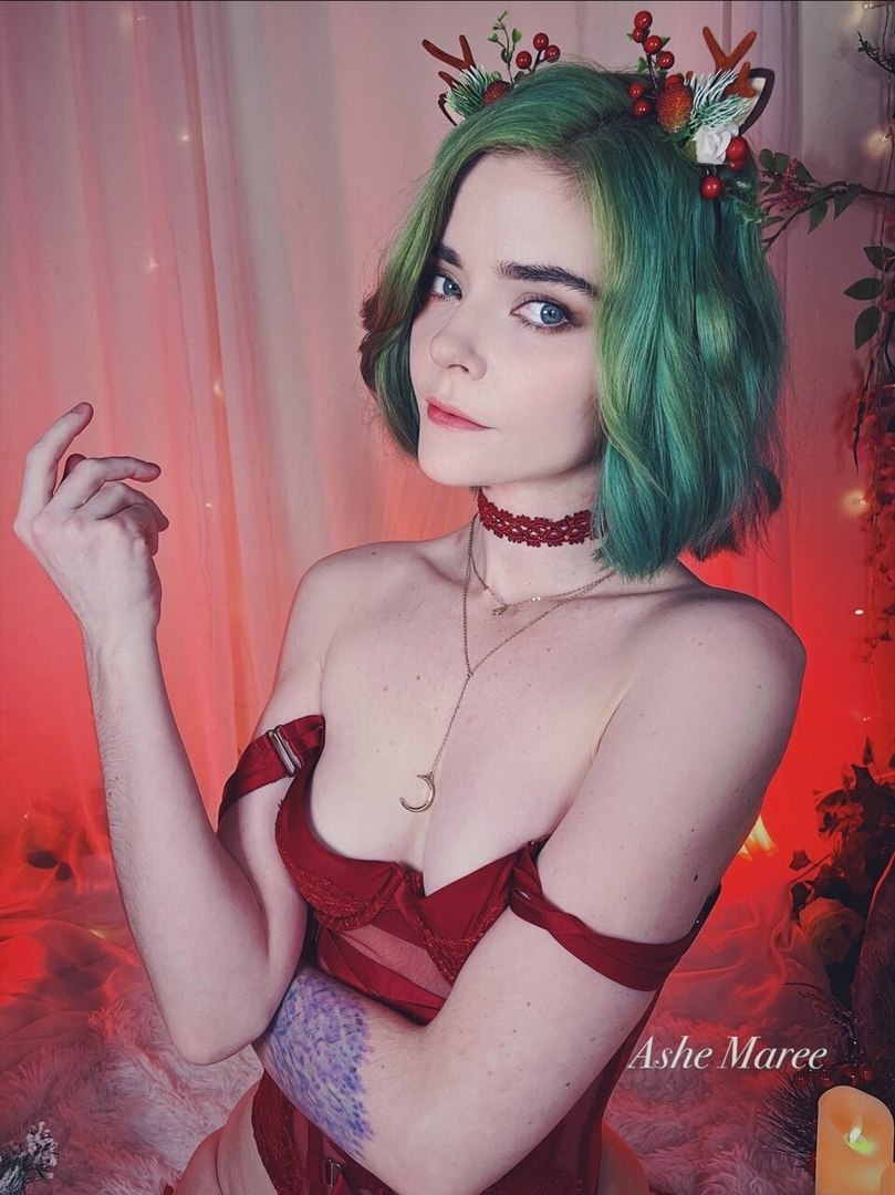 Exciting amateur Blue Eyes Christmas Choker Female porn HotiFy (@hotify)