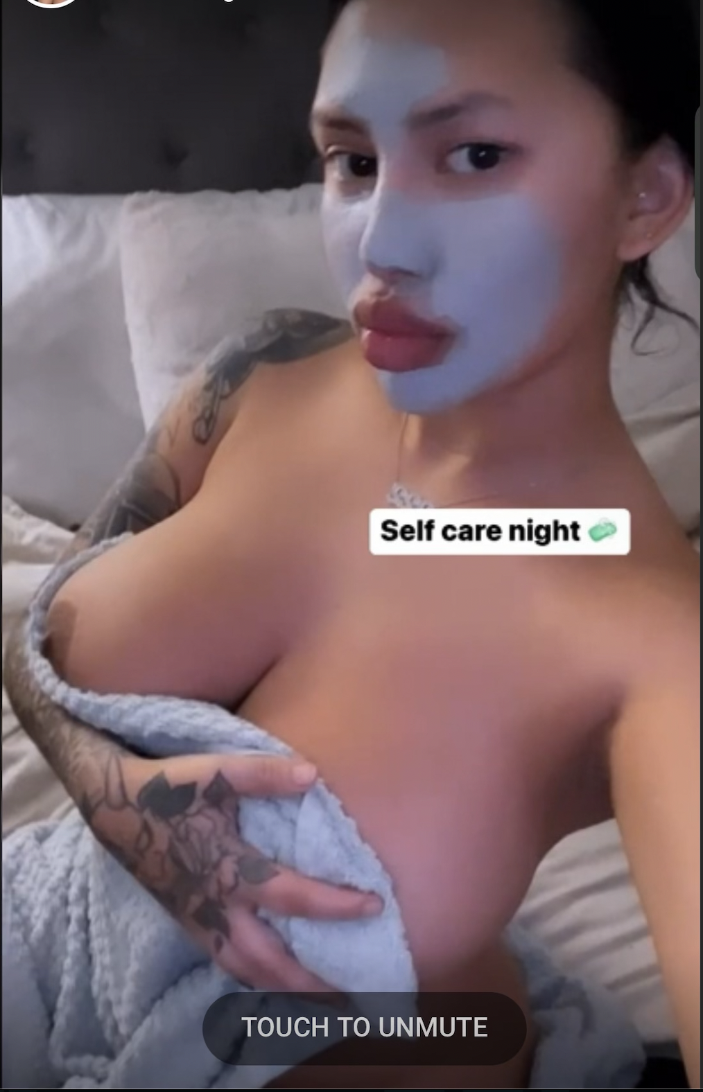 Exciting amateur Brunette Bed Eye Contact porn OnlyFans Leak (@onlyfans-leak)