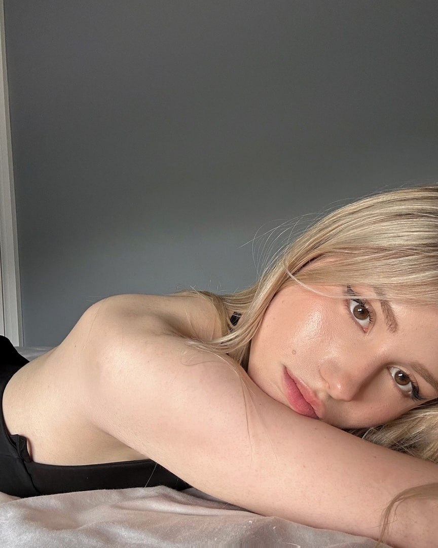 Exciting amateur Blonde Braless Brown Eyes Beautiful porn HotiFy (@hotify)