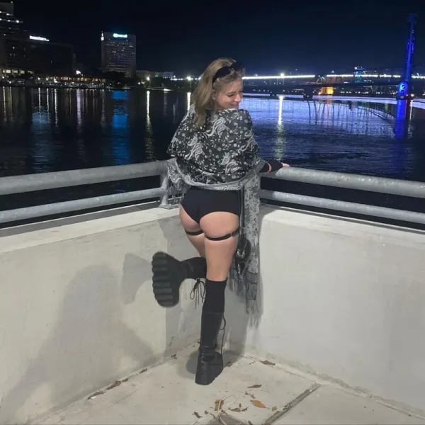 manicpixie.dreamgirl