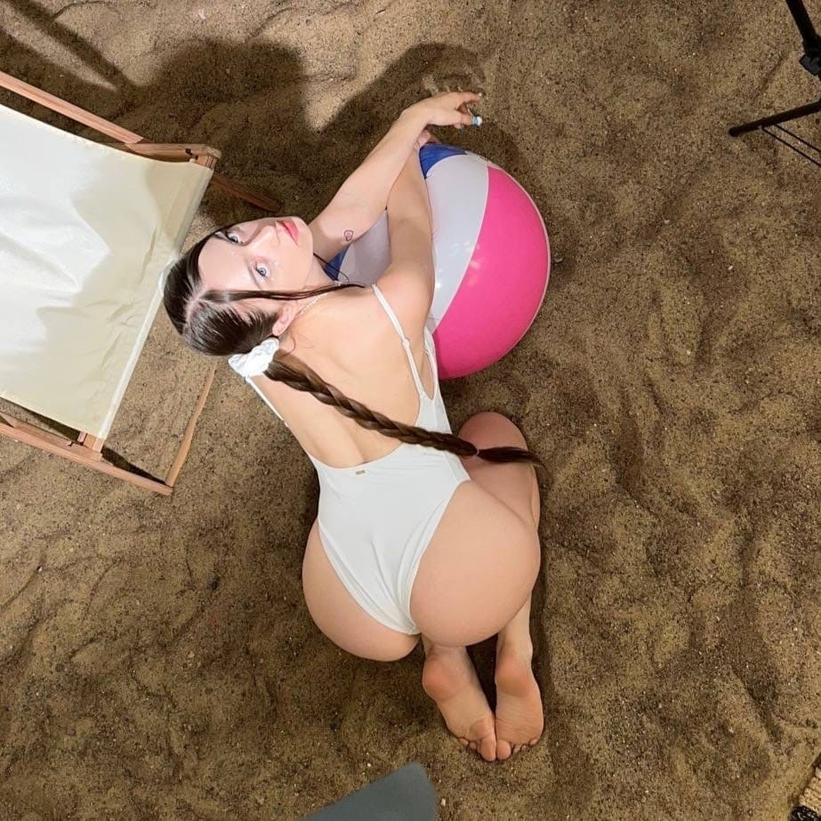 Exciting amateur Feet Legs Swimsuit porn HotiFy (@hotify)