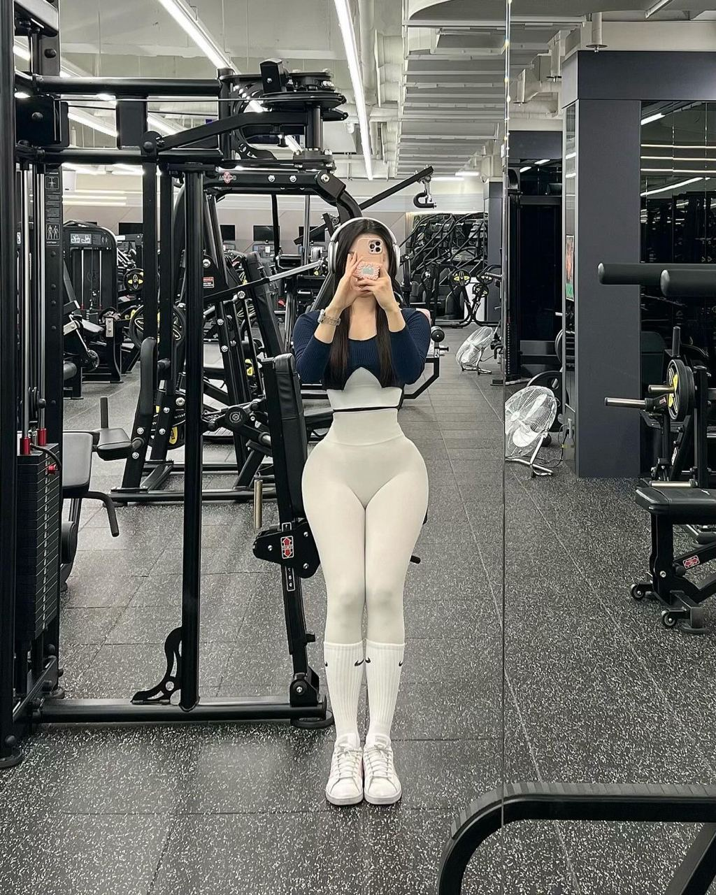Exciting amateur Asian Body Fitness porn HotiFy (@hotify)