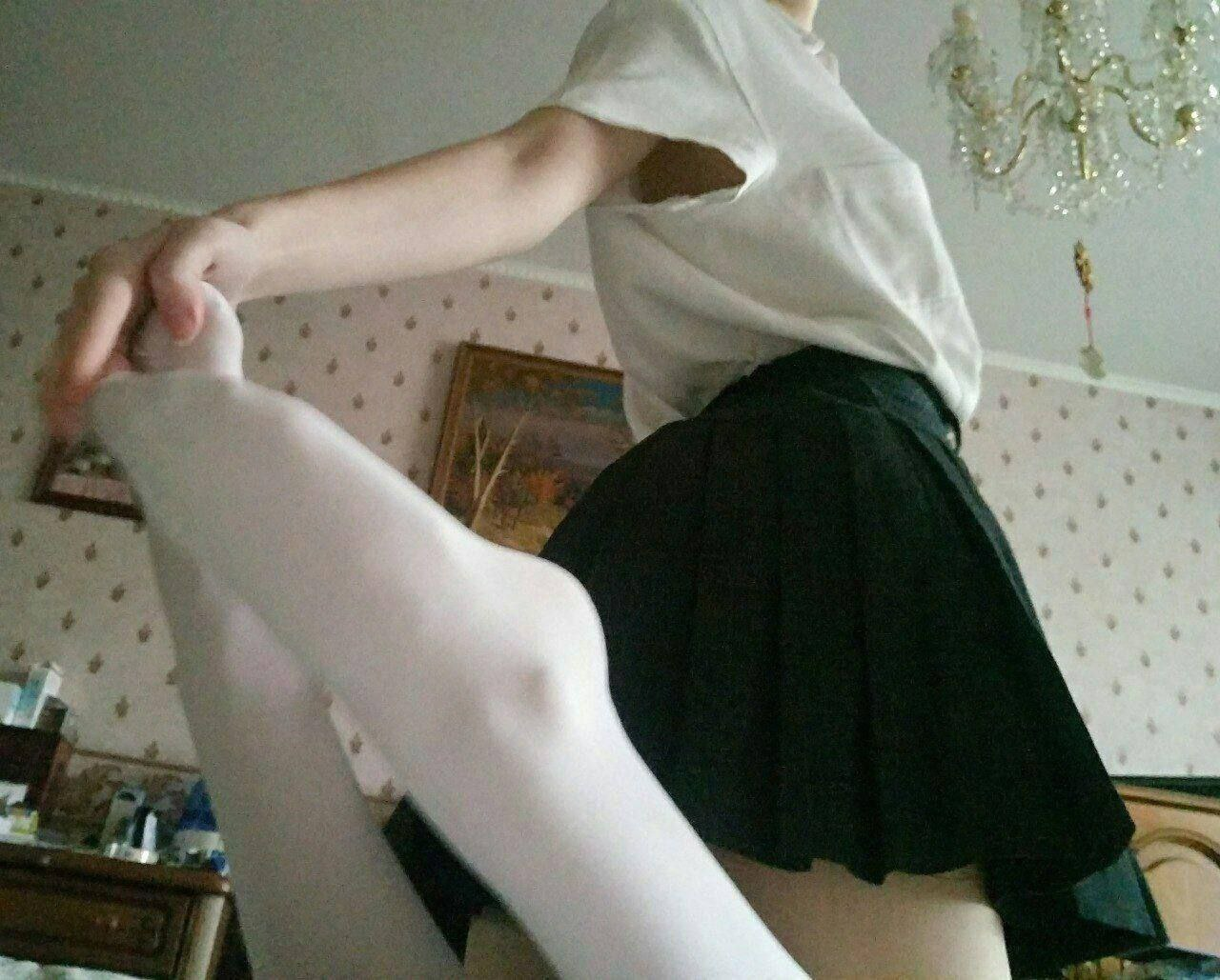 Exciting amateur Knee High Socks Legs Skirt Socks porn HotiFy (@hotify)