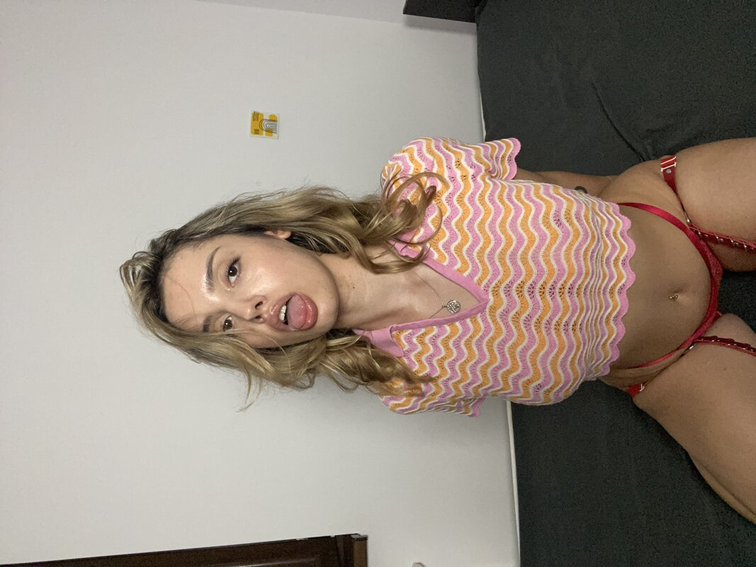 Exciting amateur Amateur OnlyFans Teen porn Victoria's Secret (@secretsofvictoria)