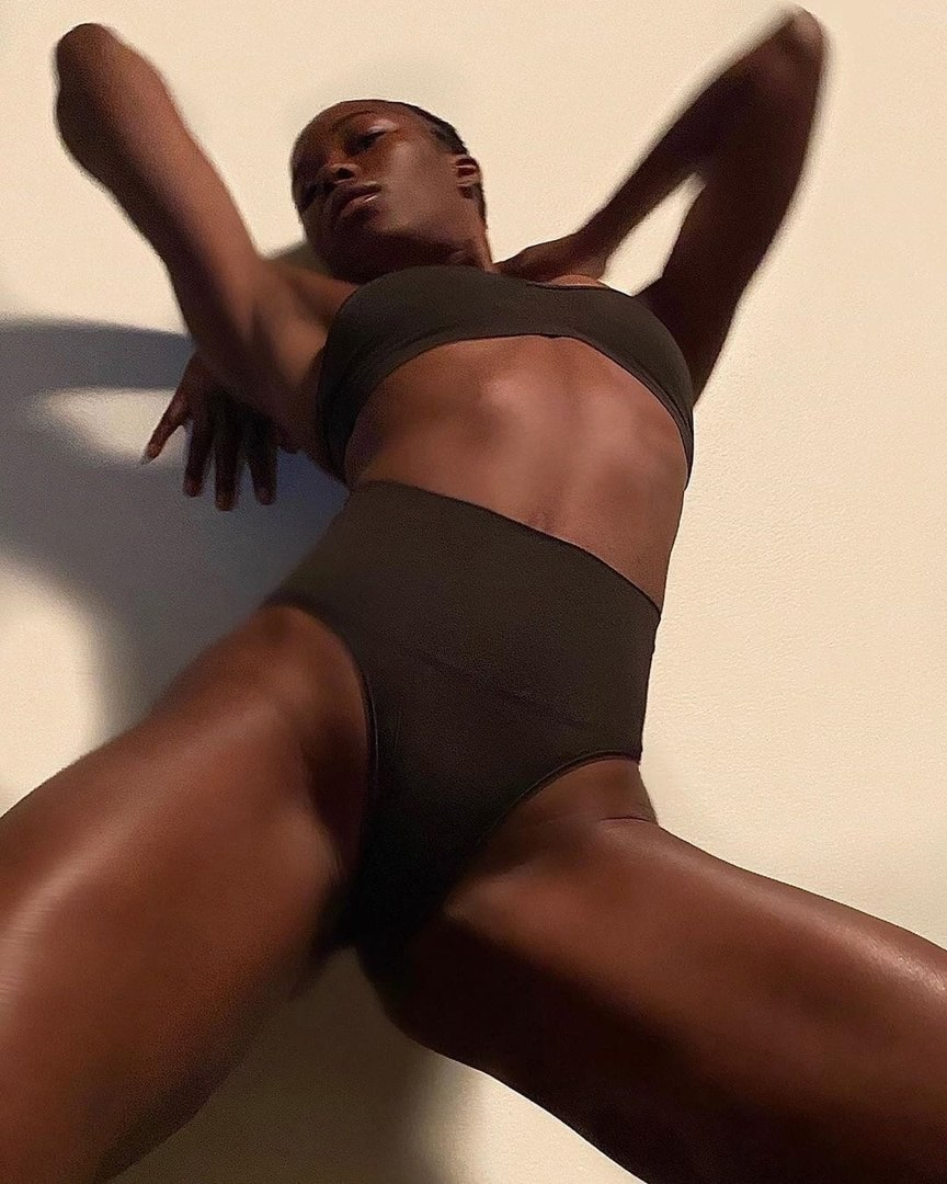 Exciting amateur Abs Athletic Black Fit porn HotiFy (@hotify)