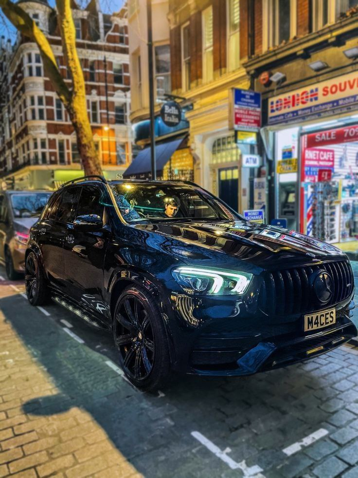 Exciting amateur British Car Night porn HotiFy (@hotify)