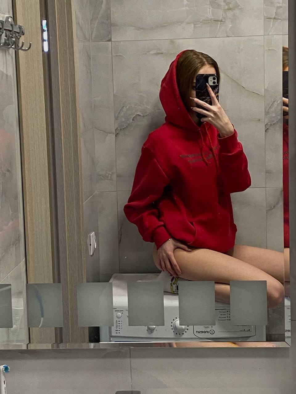 Exciting amateur Amateur Alt Bathroom porn HotiFy (@hotify)