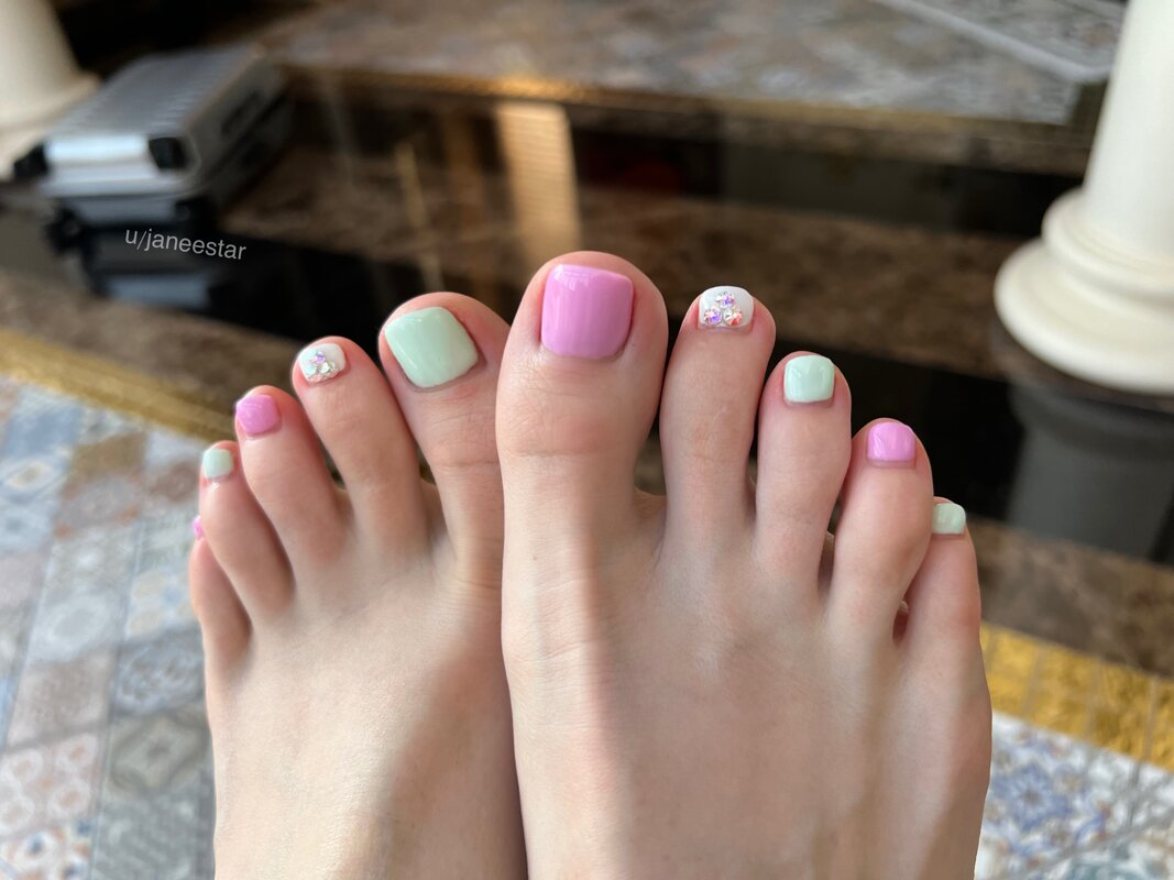 Exciting amateur Cute Cum On Feet Feet Feet Fetish porn Jane 🎐 (@janeestar)