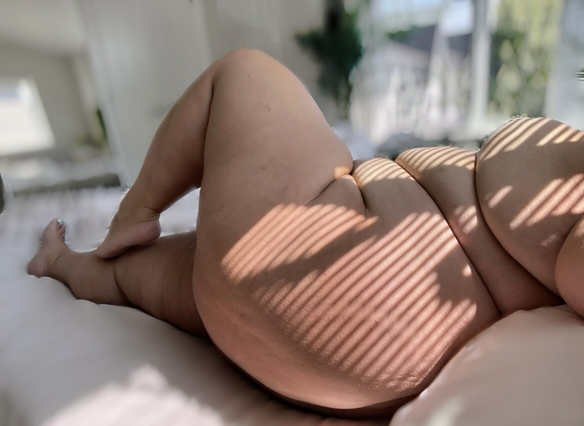 Exciting amateur Ass Amateur Big Tits Big Ass porn Kayte (@thickayte)