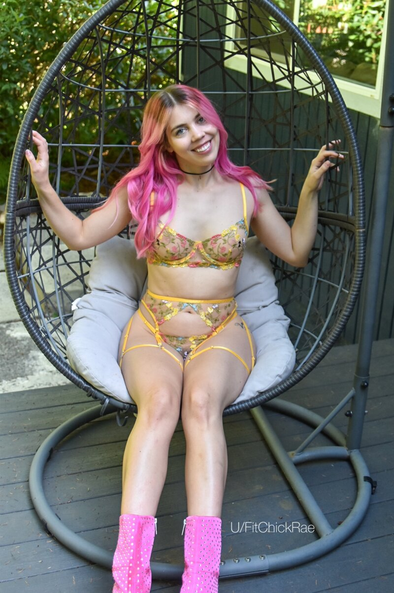 Exciting amateur Cute Natural Tits Petite porn Rae 💜 (@fitchickrae)