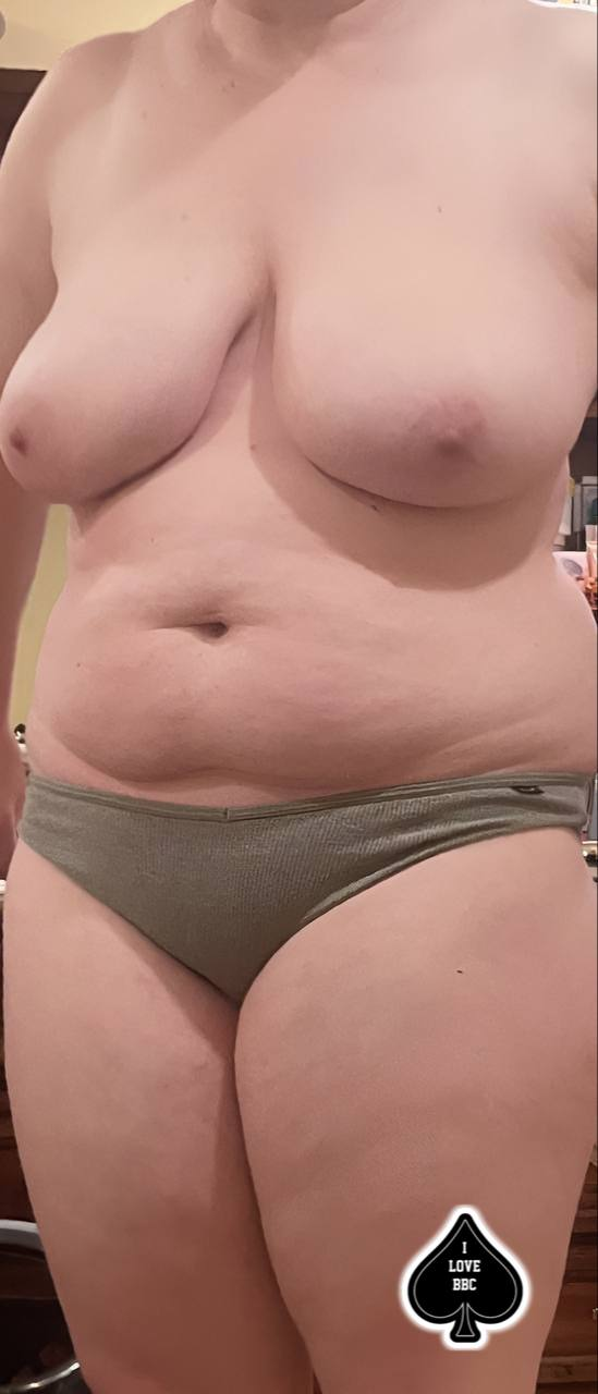 Exciting amateur Big Tits Boobs Hotwife MILF porn Whitewetwife (@whitewetwife)