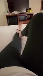 girls-in-yoga-pants