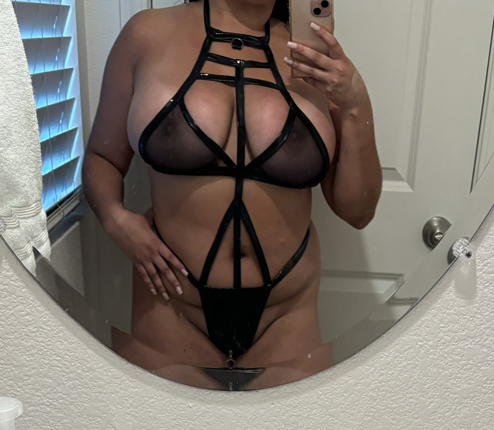 Exciting amateur Big Tits BDSM Chubby porn Miel (@venusianlatina)