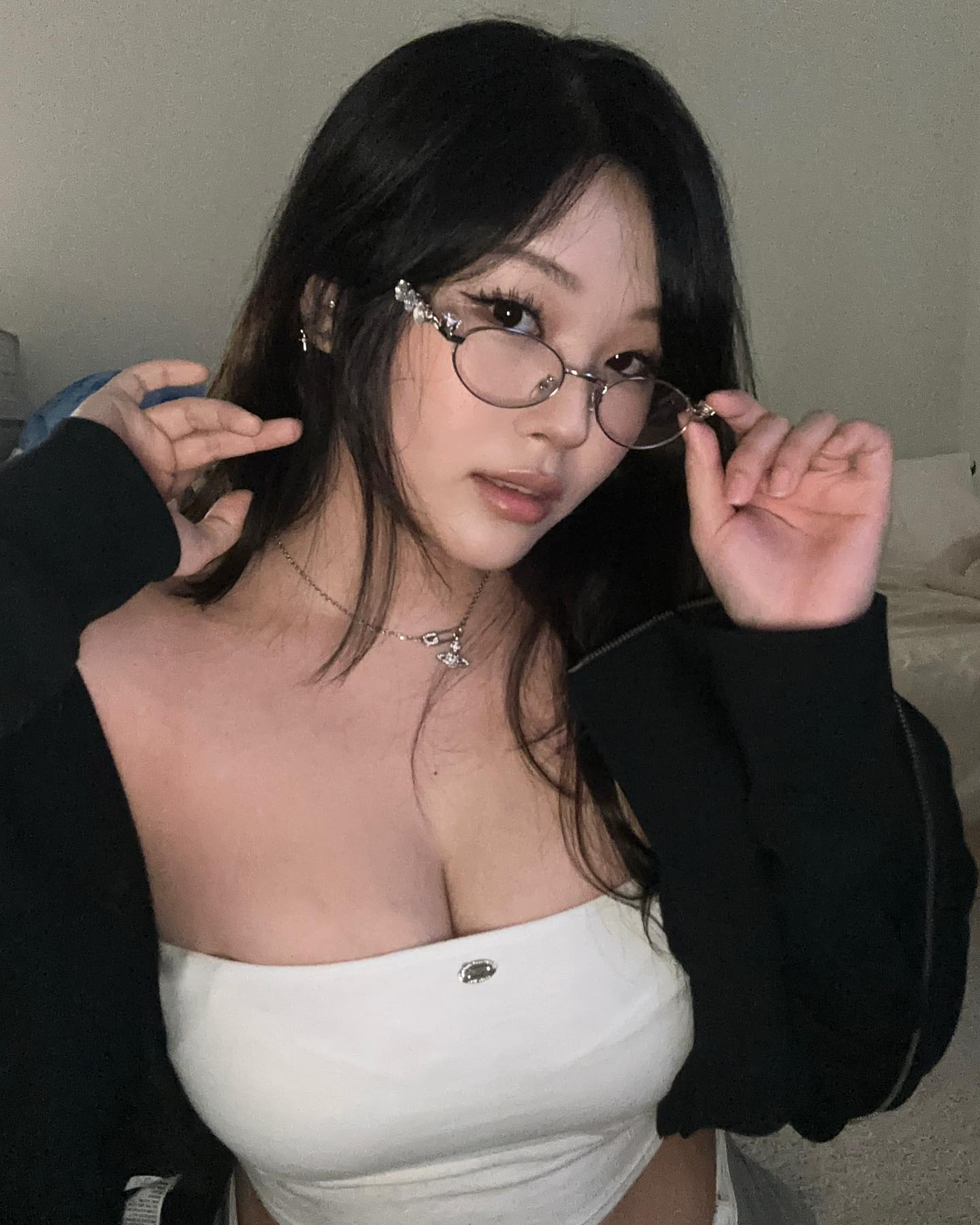 Exciting amateur Big Tits Busty Braless porn HotiFy (@hotify)