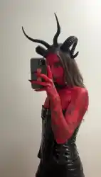 cosplay-girl