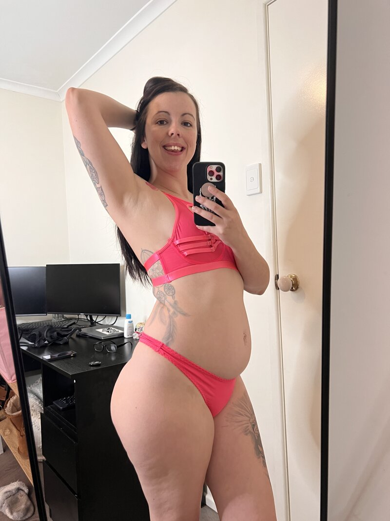 Exciting amateur Amateur Brunette MILF porn Miss Bb 💗 (@missbb03)