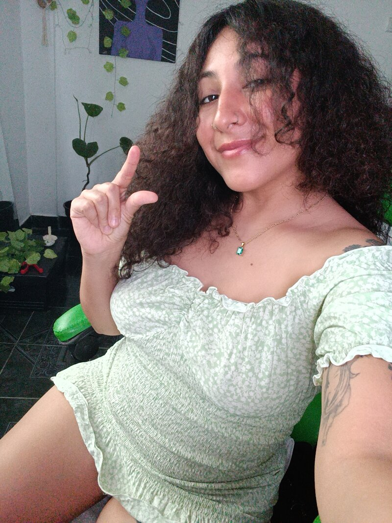 Exciting amateur Curly Hair Dress Femdom porn Serena 🫴🫀 (@yourownerserena)