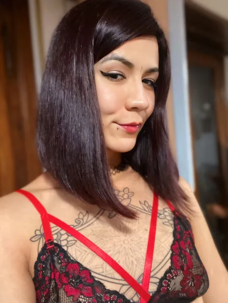 esthrellitaxx