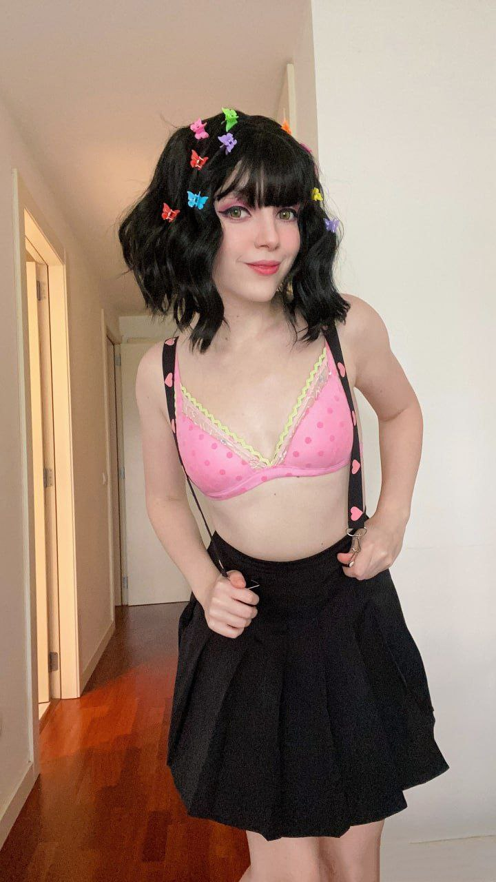 Exciting amateur Brunette Bra Bangs Big Eyes porn HotiFy (@hotify)