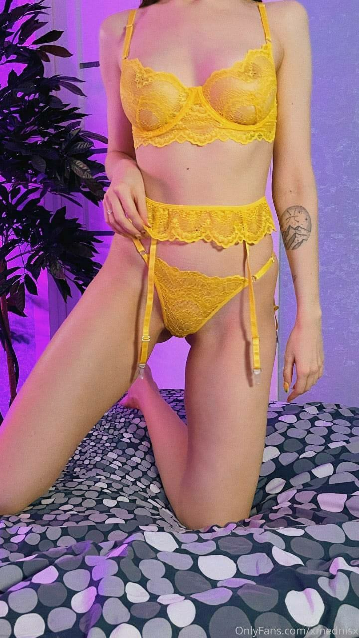 Exciting amateur Bikini Bed Cute porn HotiFy (@hotify)