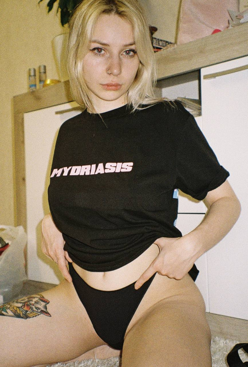 Exciting amateur Blonde Blue Eyes Homemade porn HotiFy (@hotify)