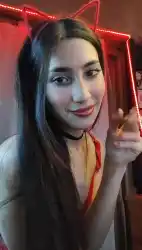 eye-contact-with-the-camera