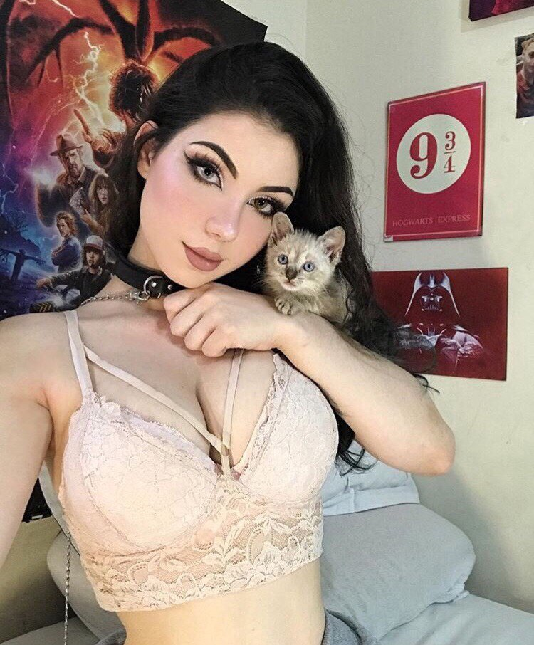 Exciting amateur Brunette Busty Bra Beautiful porn HotiFy (@hotify)