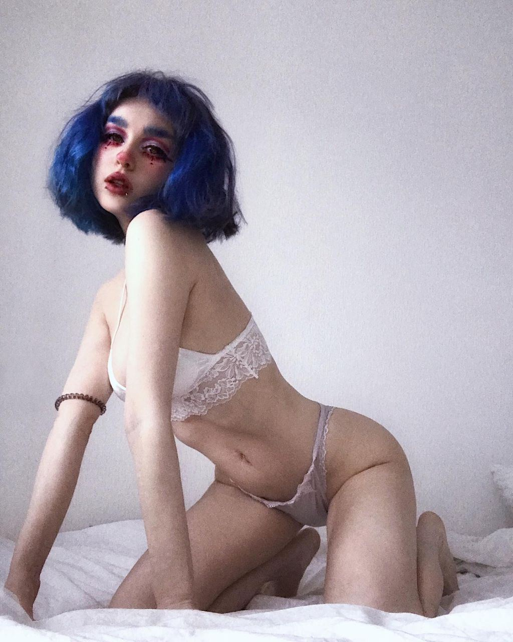 Exciting amateur Bed Blue Hair Bruise porn HotiFy (@hotify)