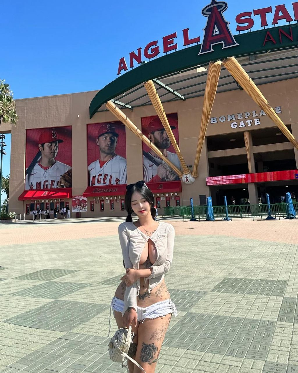 Exciting amateur Asian Big Tits Busty porn HotiFy (@hotify)