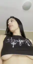 crop-top-girls