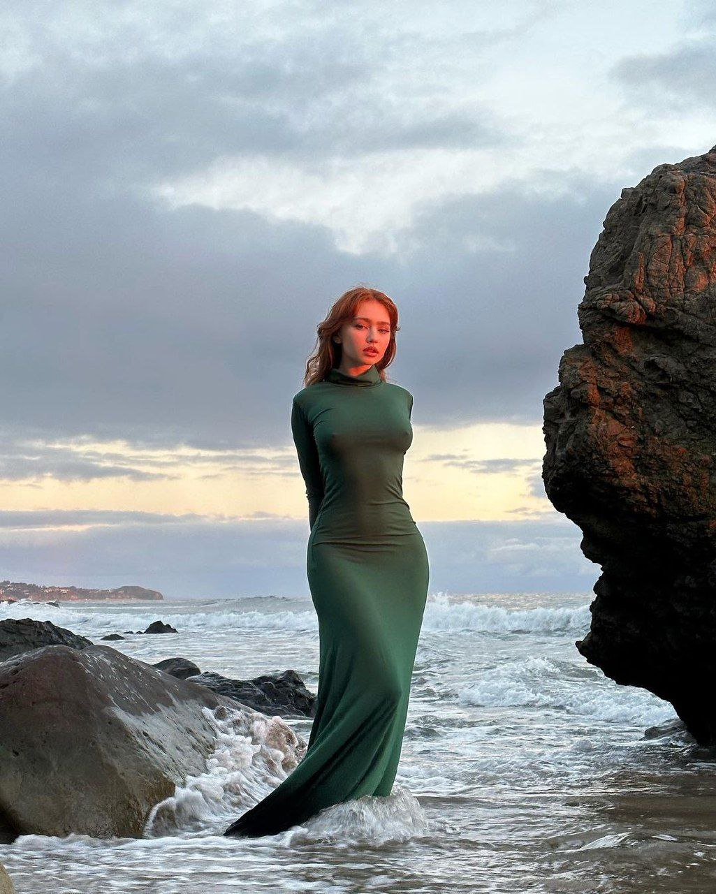 Exciting amateur Babe Beach Beautiful Dress porn HotiFy (@hotify)