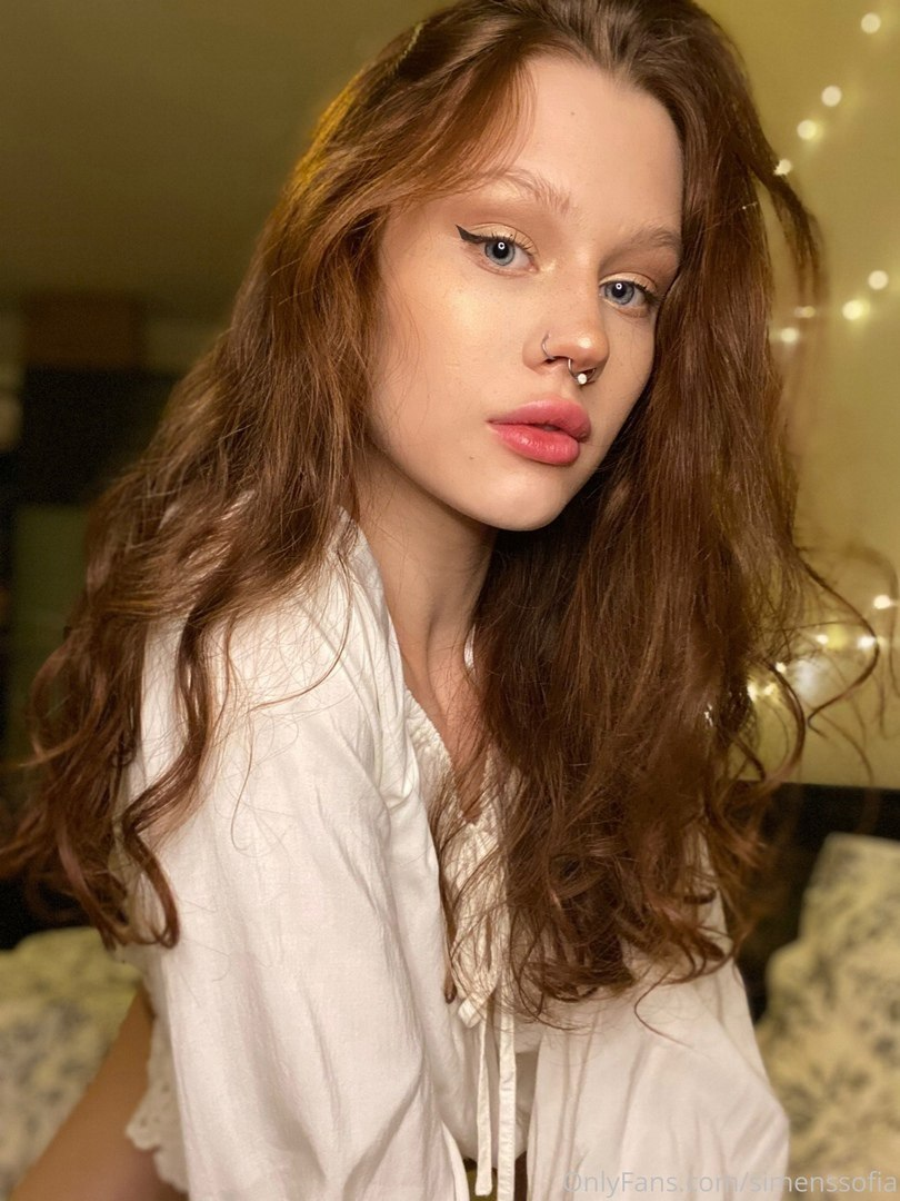 Exciting amateur Brunette Blue Eyes Female porn HotiFy (@hotify)