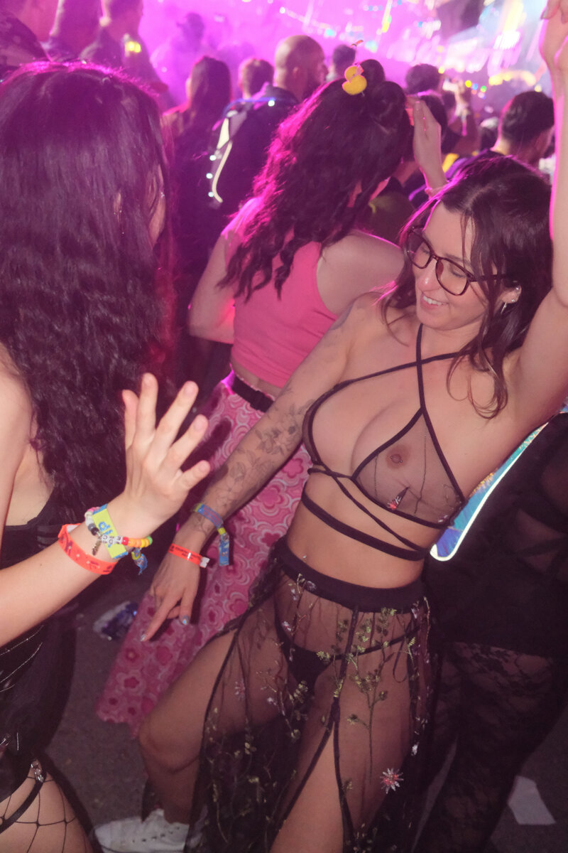 Exciting amateur Dancing Exhibitionist Exhibitionism porn FlashingEmma (@FlashingEmma)